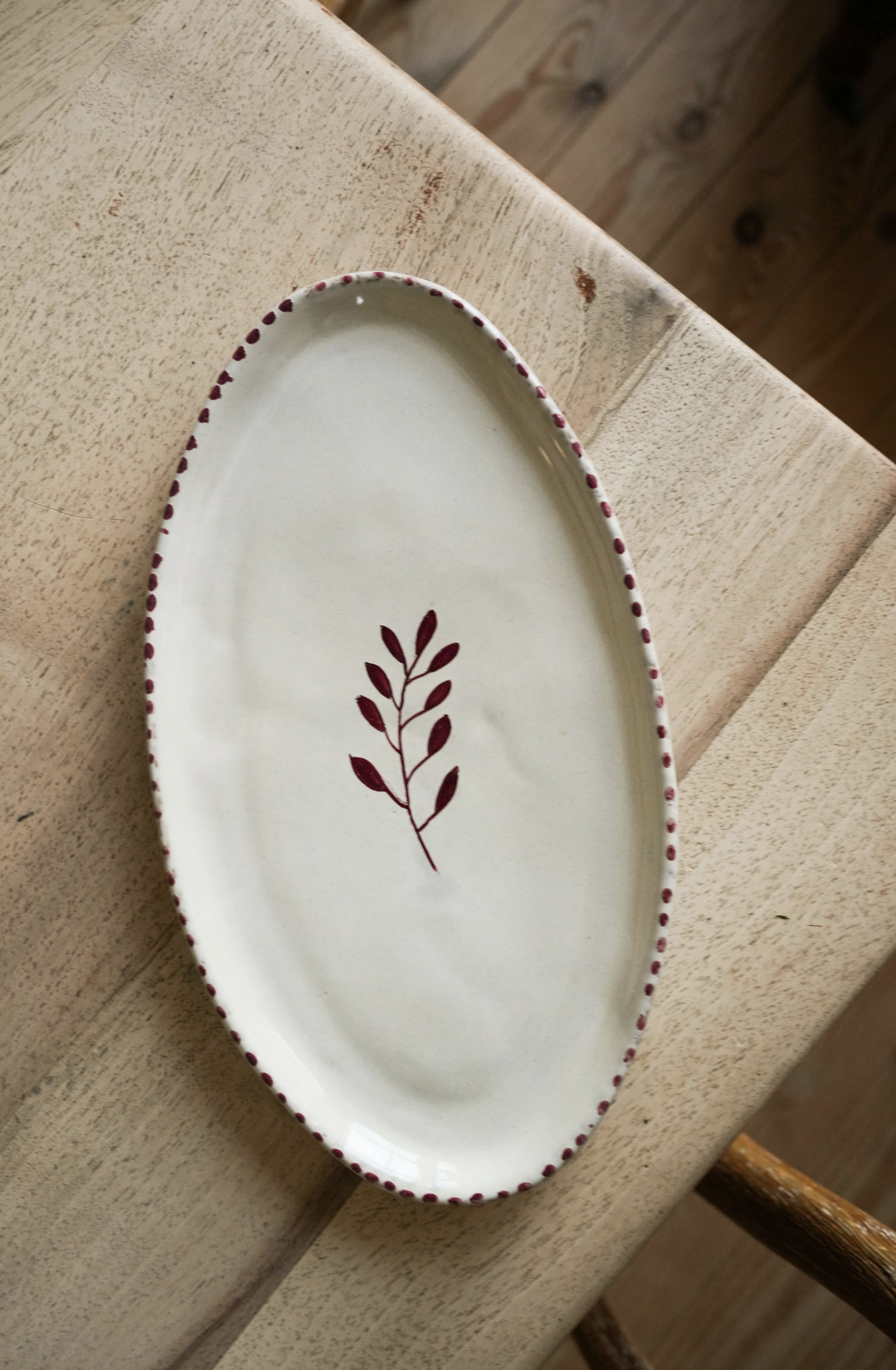 Hand Painted Botanic Oval Plate - Brick